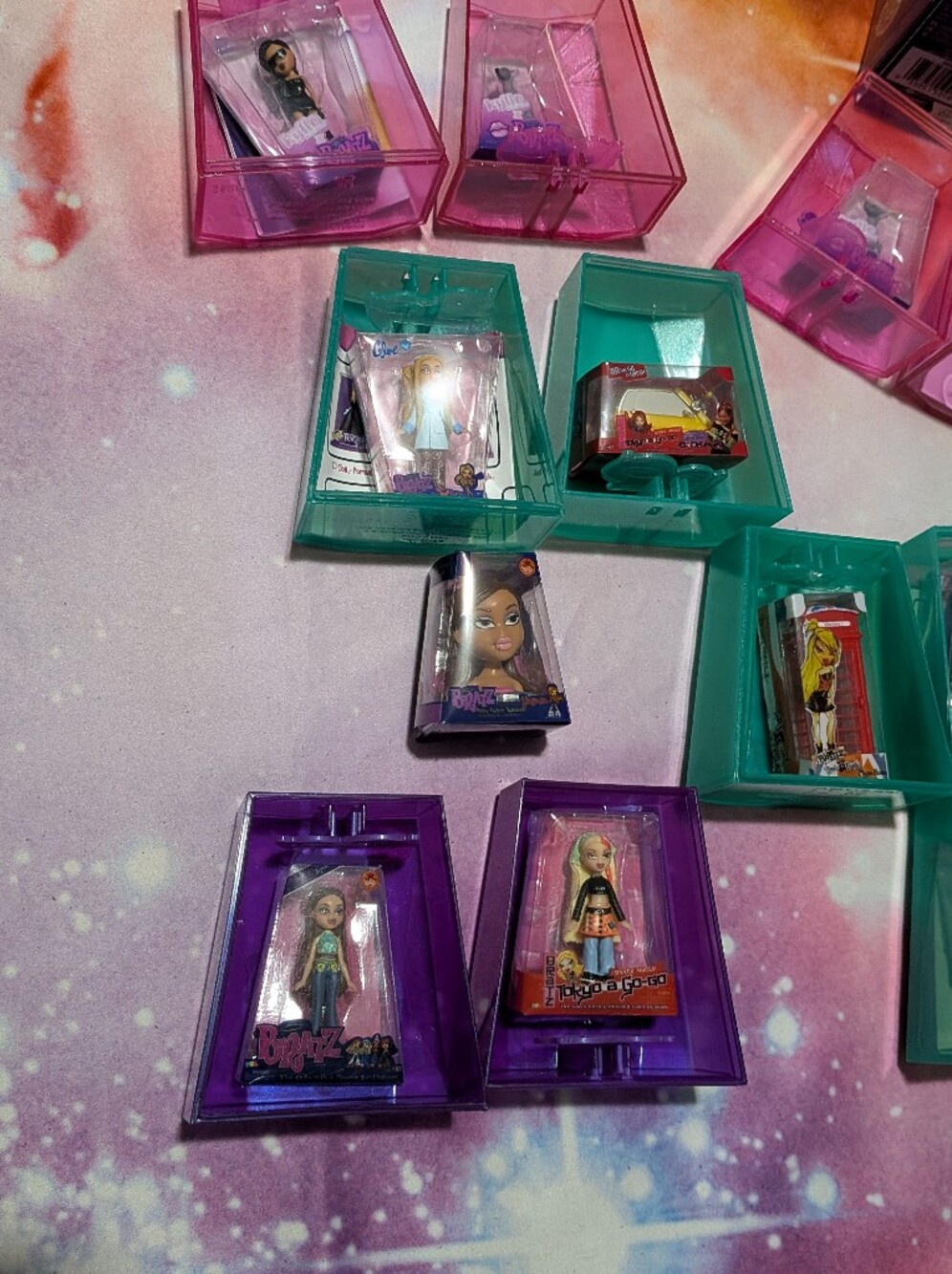 💋 Mini Bratz Bundle - Picture 2 of 4